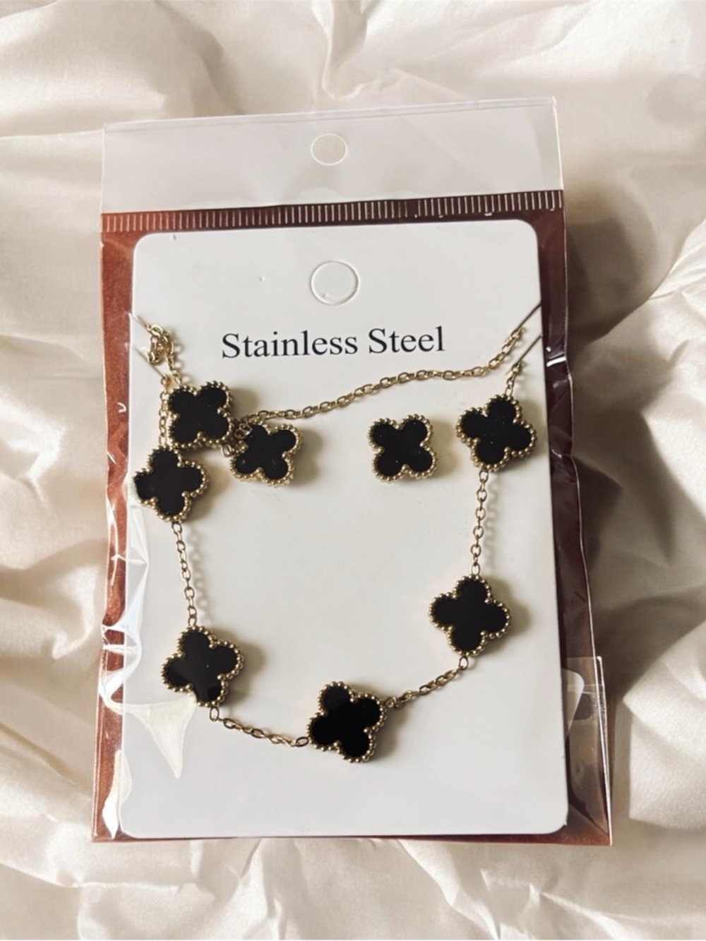 Gold and Black Clover Pendant Necklace, Bracelet & Stud Earring Set - Picture 2 of 4